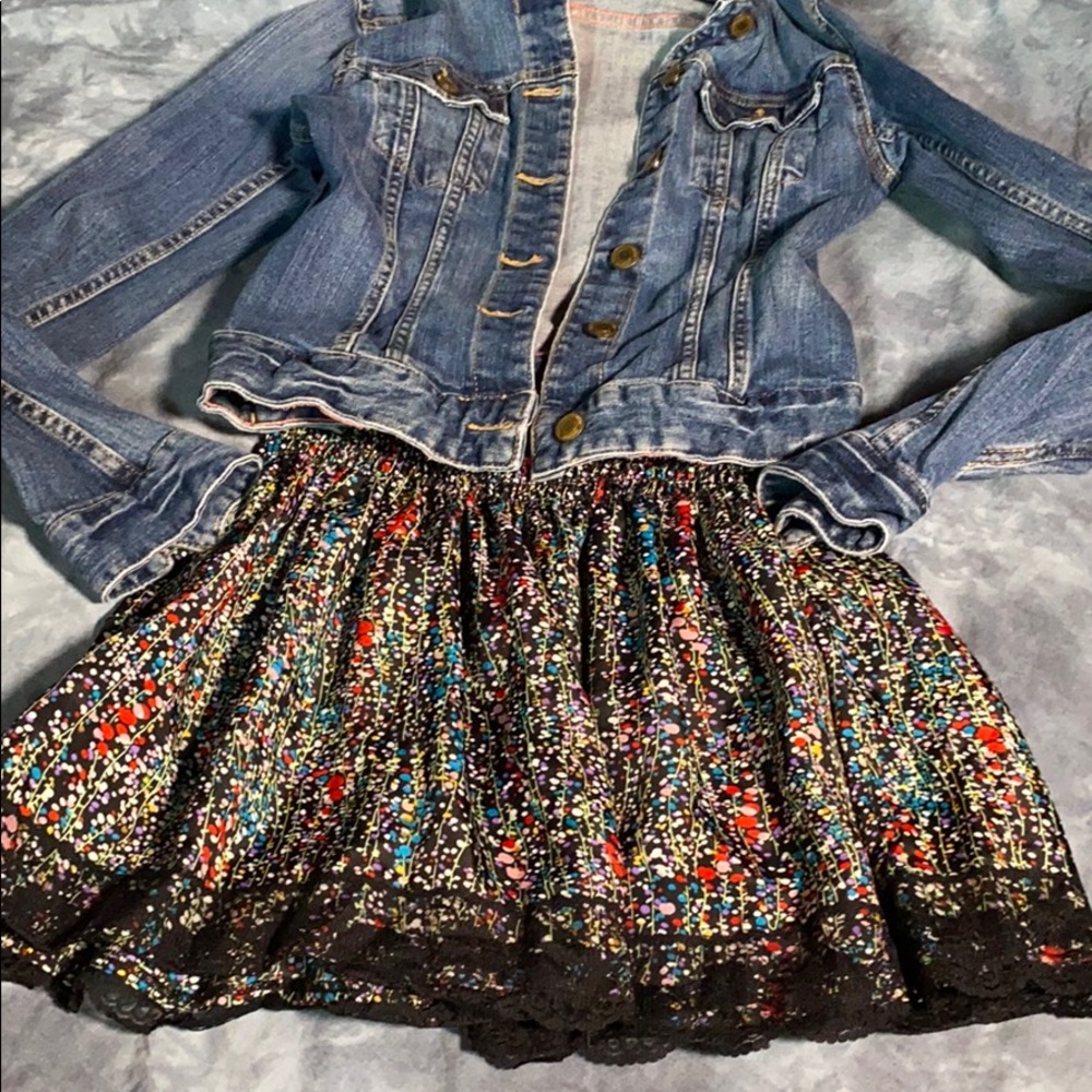π3 for $15 π Forever 21 XXi Floral Lace Skirt Juniors size S π₯³ Host Pick π₯³ - Picture 2 of 16